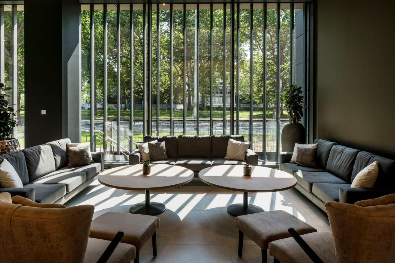 Meliá Frankfurt City Francoforte sul Meno Esterno foto