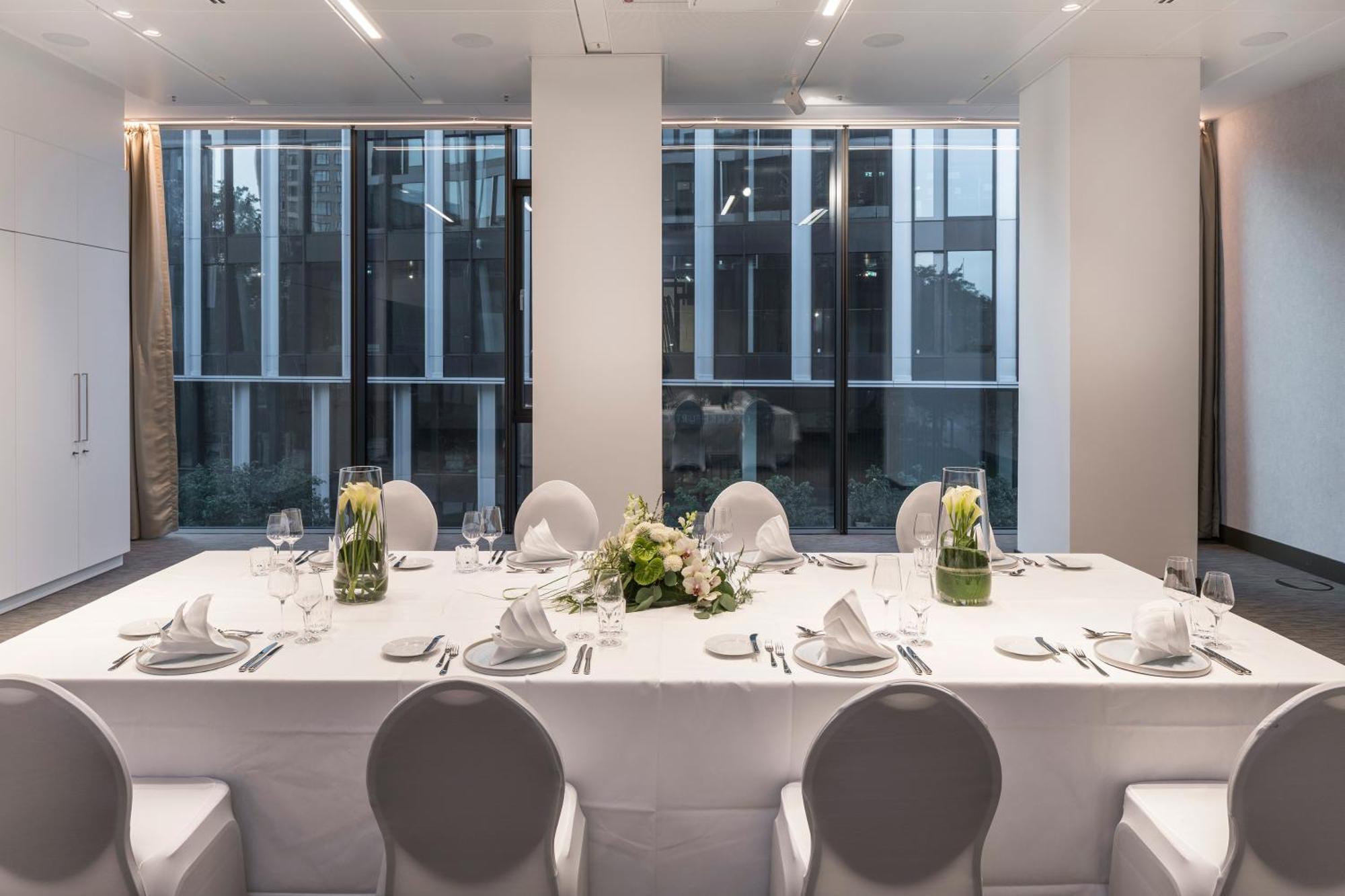 Meliá Frankfurt City Francoforte sul Meno Esterno foto