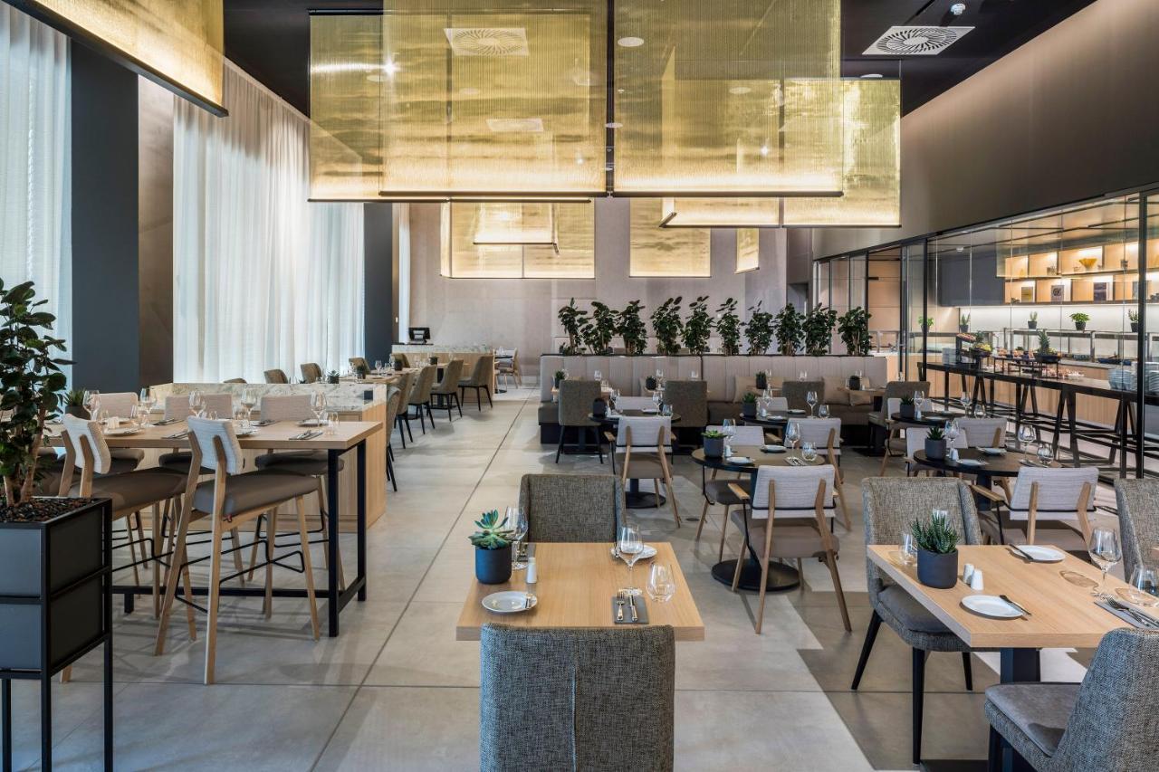Meliá Frankfurt City Francoforte sul Meno Esterno foto