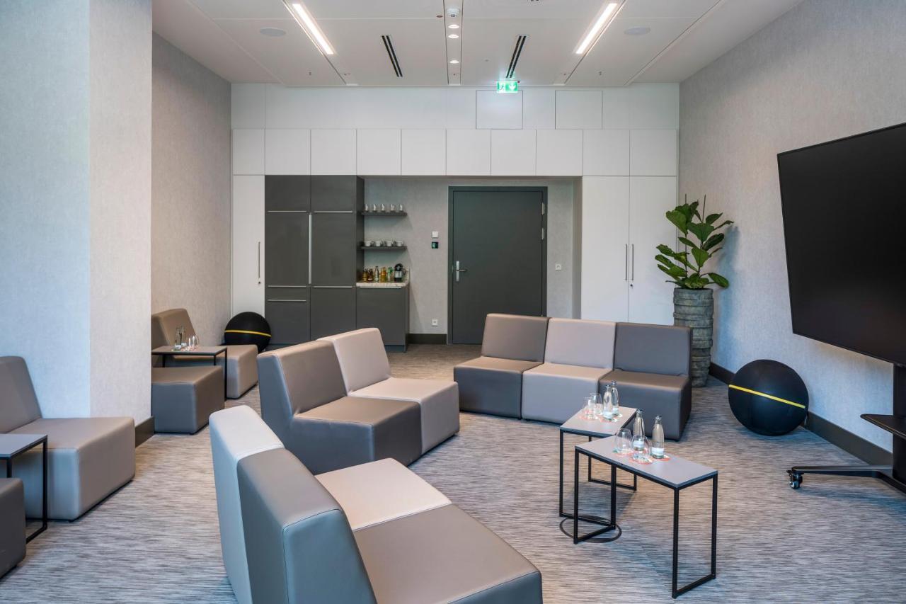 Meliá Frankfurt City Francoforte sul Meno Esterno foto