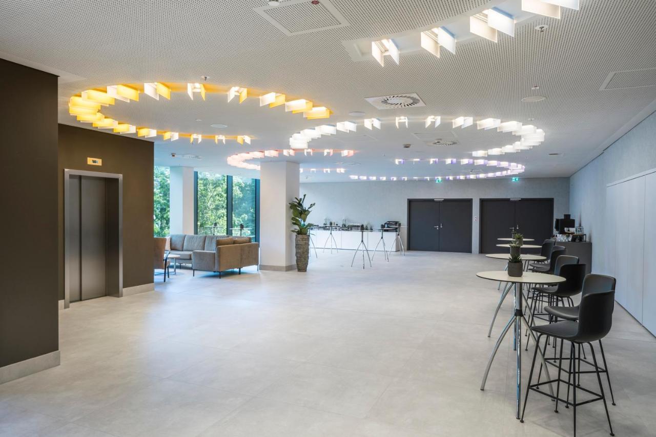 Meliá Frankfurt City Francoforte sul Meno Esterno foto