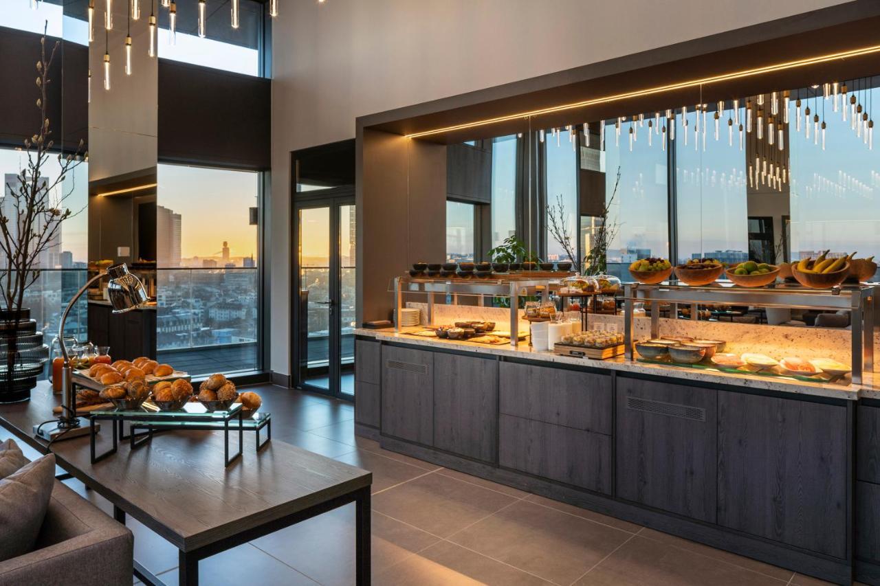 Meliá Frankfurt City Francoforte sul Meno Esterno foto