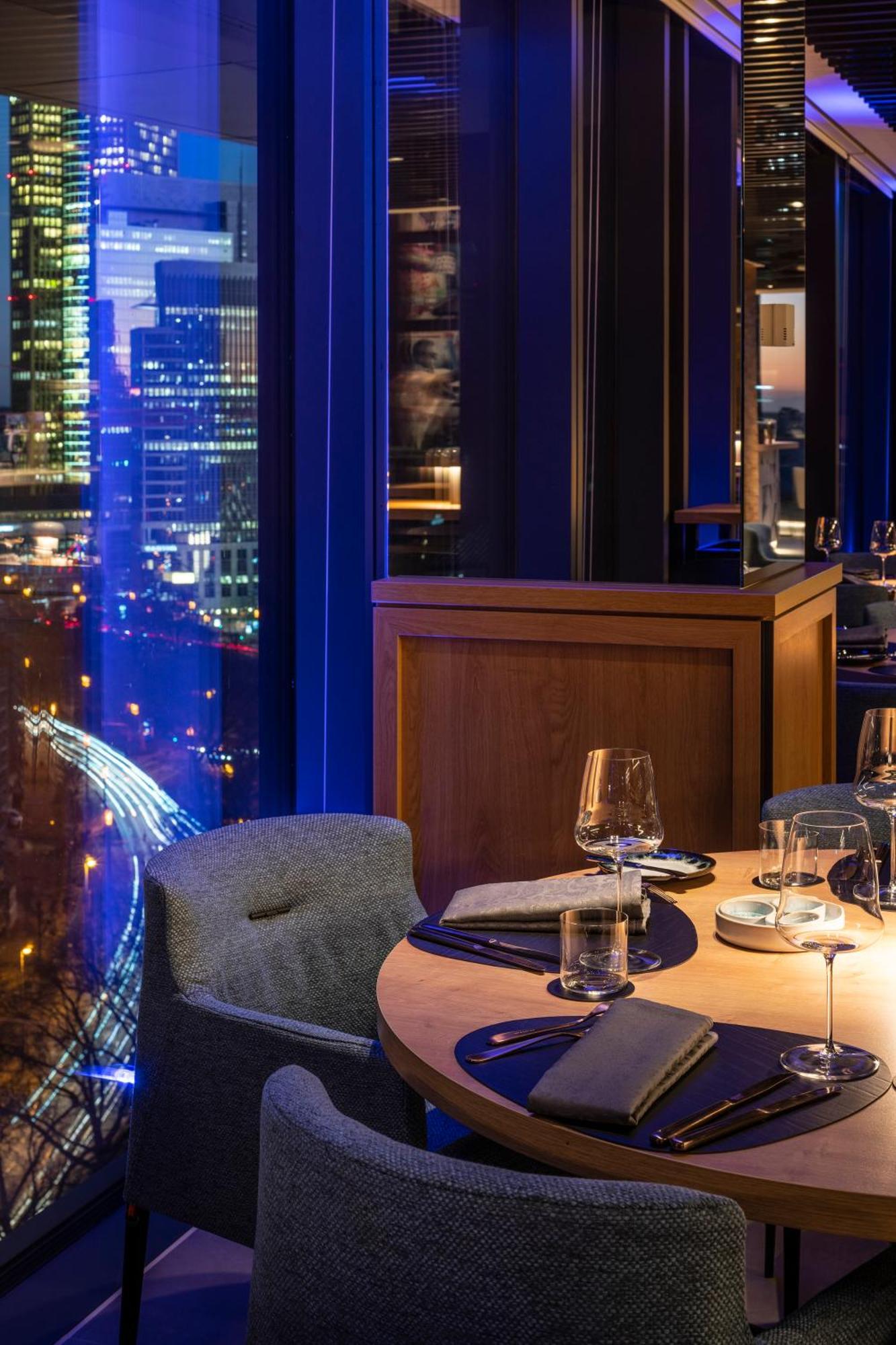 Meliá Frankfurt City Francoforte sul Meno Esterno foto